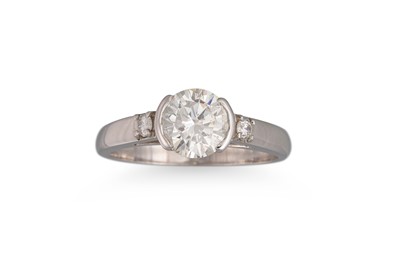 Lot 480 - A DIAMOND SOLITAIRE RING, the brilliant cut...