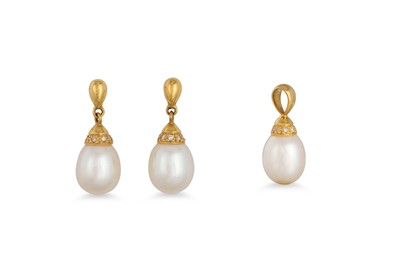 Lot 180 - A PAIR OF DIAMOND AND PEARL DROP EARRINGS,...