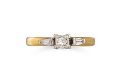 Lot 275 - A DIAMOND SOLITAIRE RING, the princess cut...