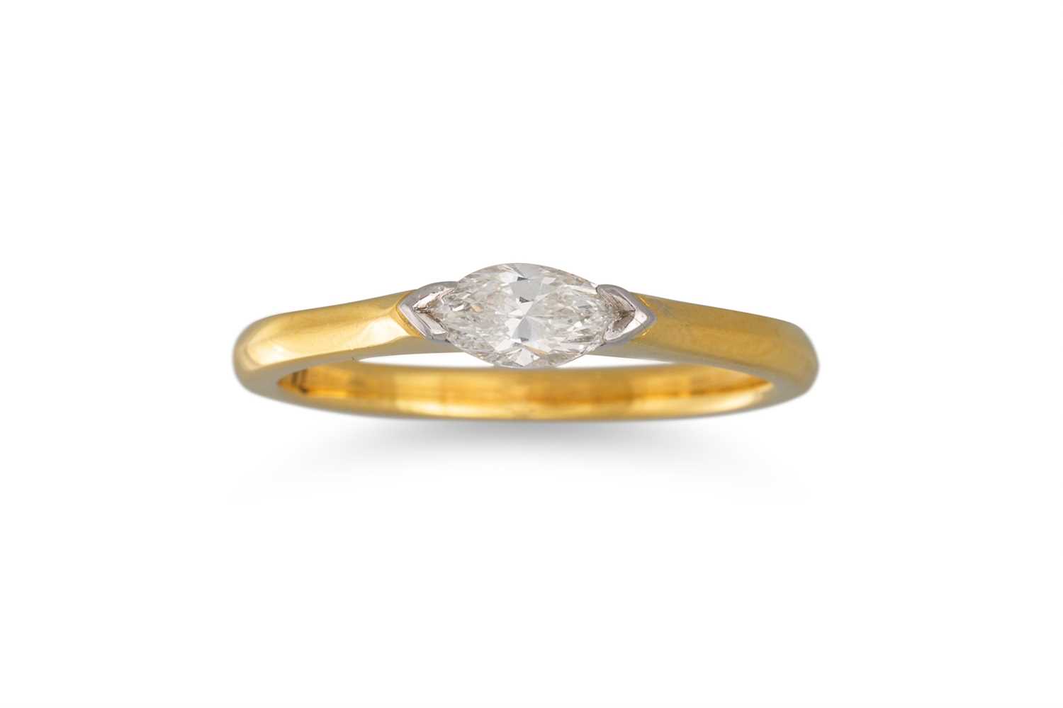 Lot 152 - A DIAMOND SOLITAIRE RING, the marquise cut...