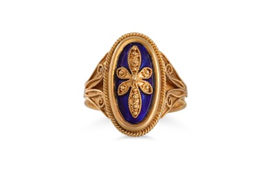 Lot 379 - AN ITALIAN GOLD AND BLUE ENAMEL DRESS RING, of...