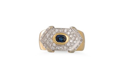 Lot 381 - A SAPPHIRE AND PAVÉ DIAMOND SET RING, the oval...