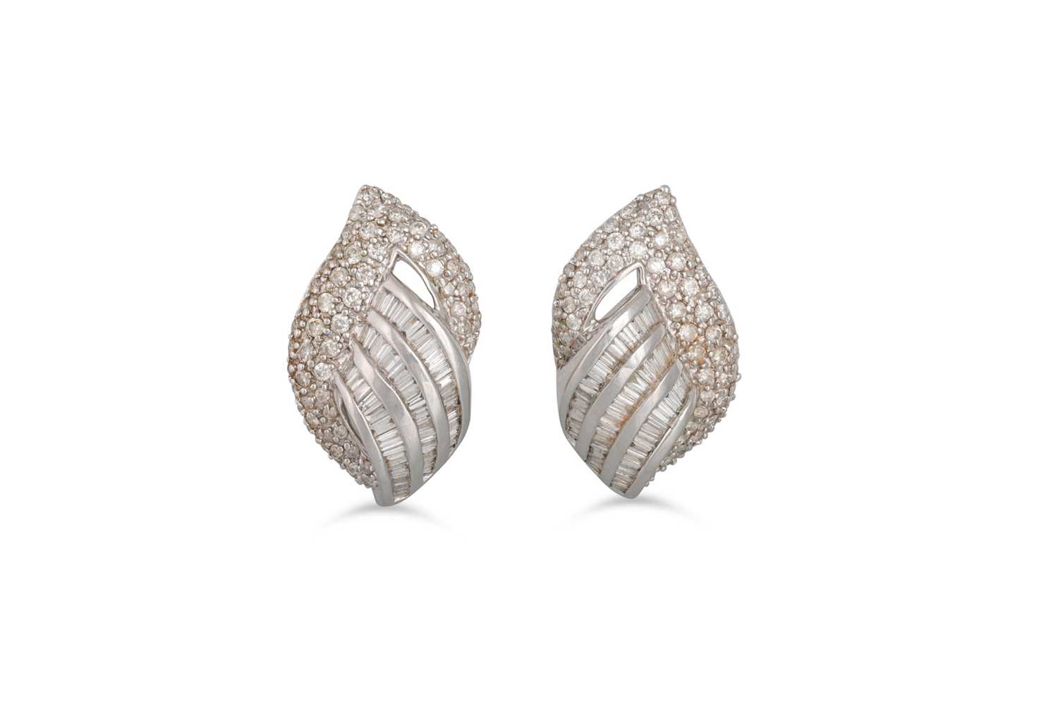 Lot 185 - A PAIR OF DIAMOND CLUSTER EARRINGS, set with...