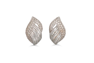 Lot 185 - A PAIR OF DIAMOND CLUSTER EARRINGS, set with...