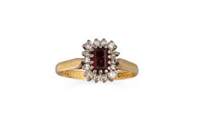 Lot 59 - A GARNET AND DIAMOND CLUSTER RING, mounted in...
