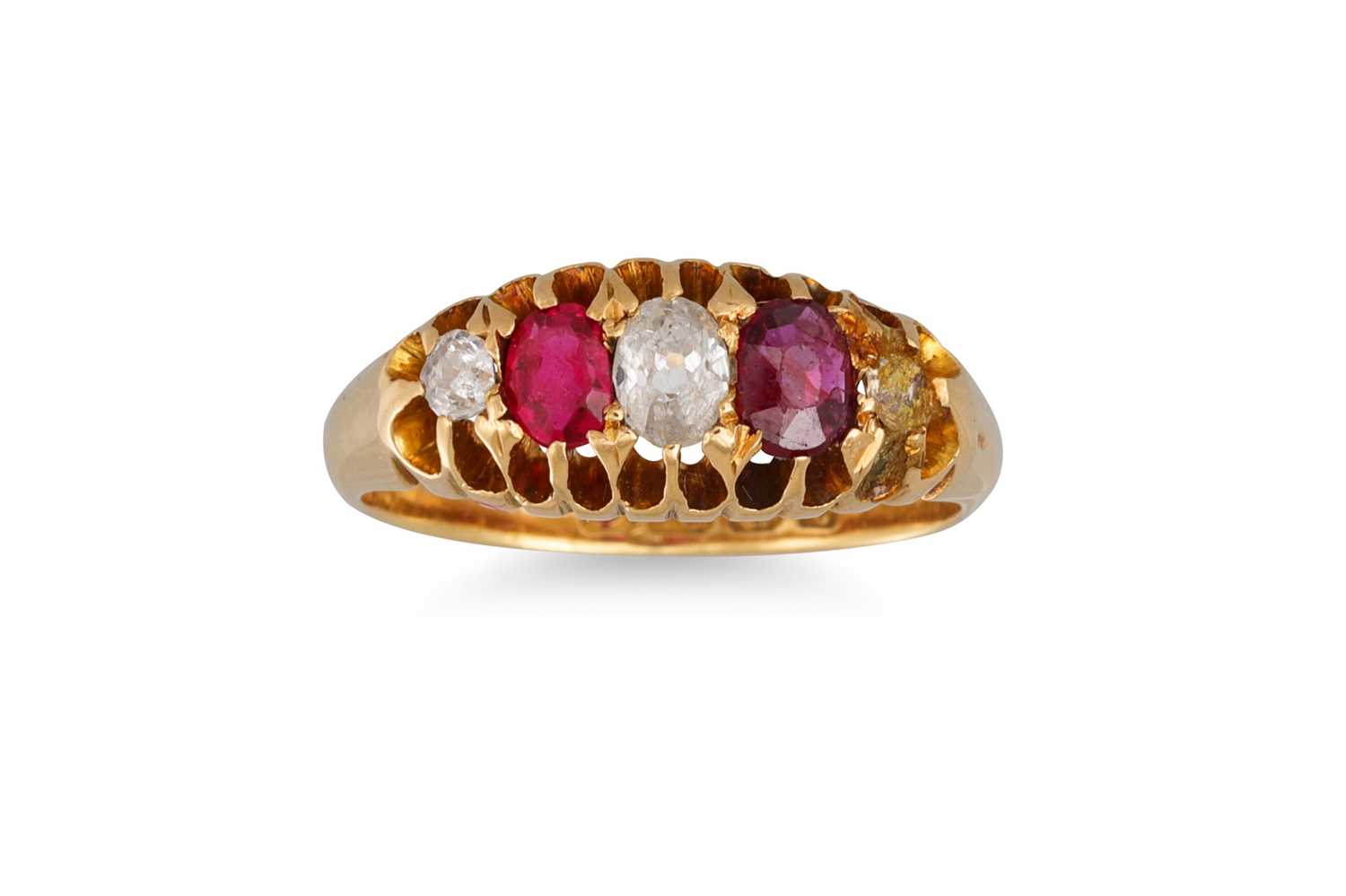 Lot 66 - AN ANTIQUE RUBY & DIAMOND FIVE STONE RING,...