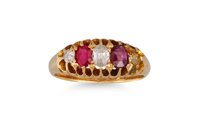 Lot 66 - AN ANTIQUE RUBY & DIAMOND FIVE STONE RING,...