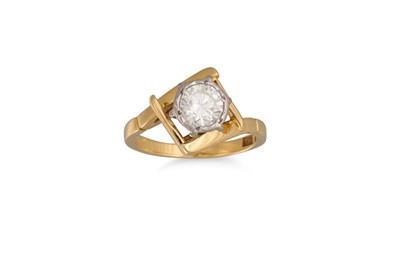 Lot 69 - A 1970s DIAMOND SOLITAIRE RING, mounted in...