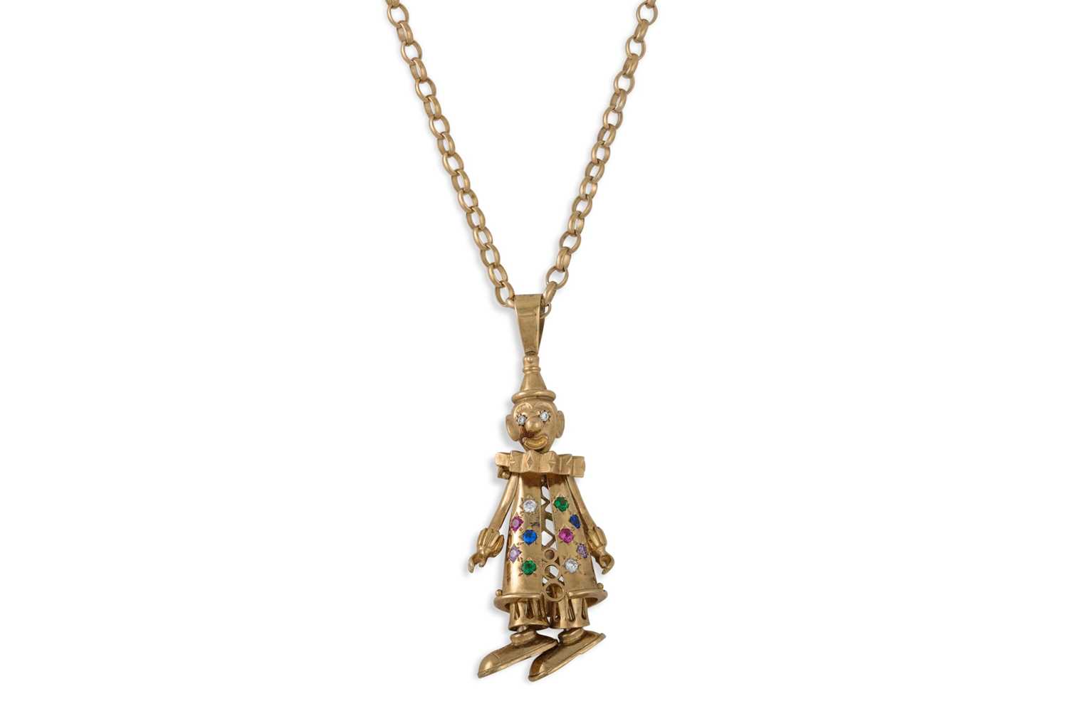Lot 147 - A CLOWN PENDANT AND CHAIN, 9ct, 36 g