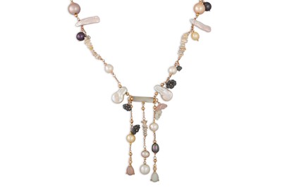 Lot 200 - A PEARL AND MOTHER OF PEARL NECKLACE, with...