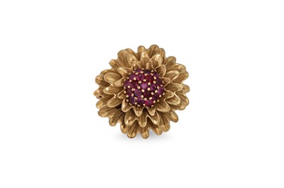 Lot 171 - A MID CENTURY RUBY CLUSTER BROOCH, stylised...