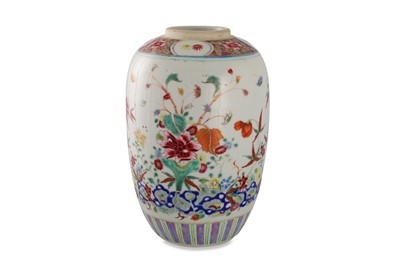 Lot 250 - A 19TH CENTURY CHINESE EXPORT FAMILE ROSE VASE,...