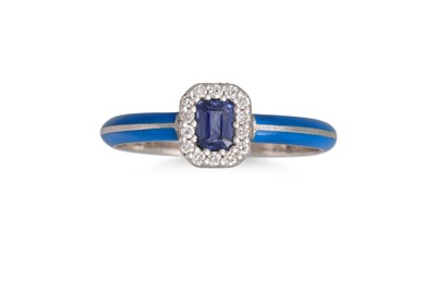 Lot 217 - A DIAMOND AND SAPPHIRE CLUSTER RING, mounted...