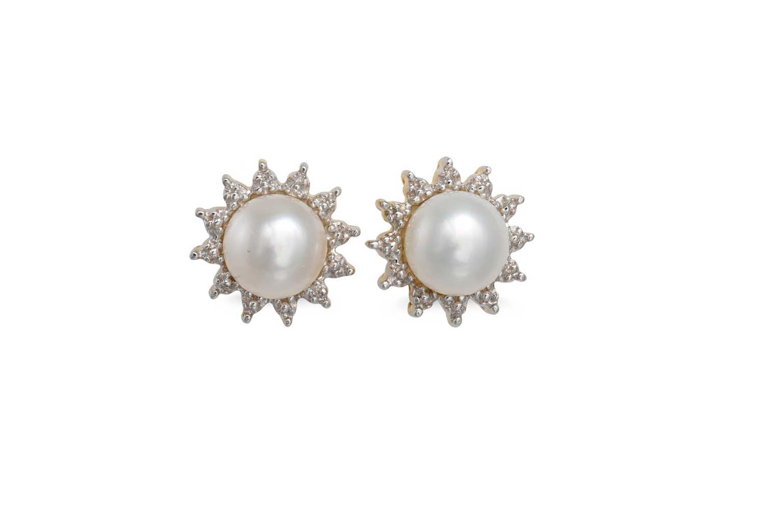 Lot 37 - A PAIR OF DIAMOND AND PEARL CLUSTER EARRINGS,...