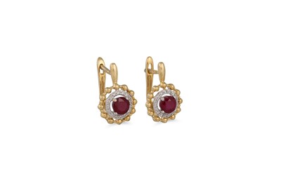 Lot 39 - A PAIR OF DIAMOND AND RUBY CLUSTER EARRINGS,...
