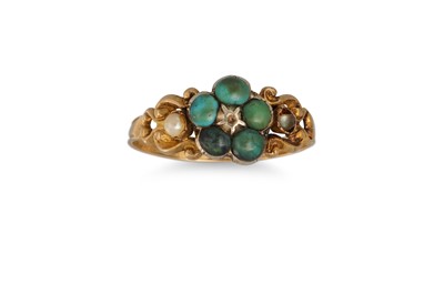 Lot 430 - AN ANTIQUE TURQUOISE AND PEARL CLUSTER RING,...