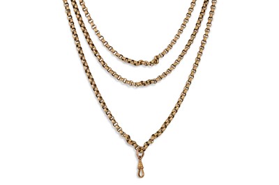 Lot 345 - AN ANTIQUE 9CT GOLD MUFF CHAIN, faceted...