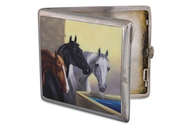 Lot 476 - AN ENAMELLED CIGARETTE CASE, depicting horses