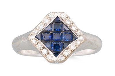 Lot 200 - A SAPPHIRE AND DIAMOND CLUSTER RING, mounted...