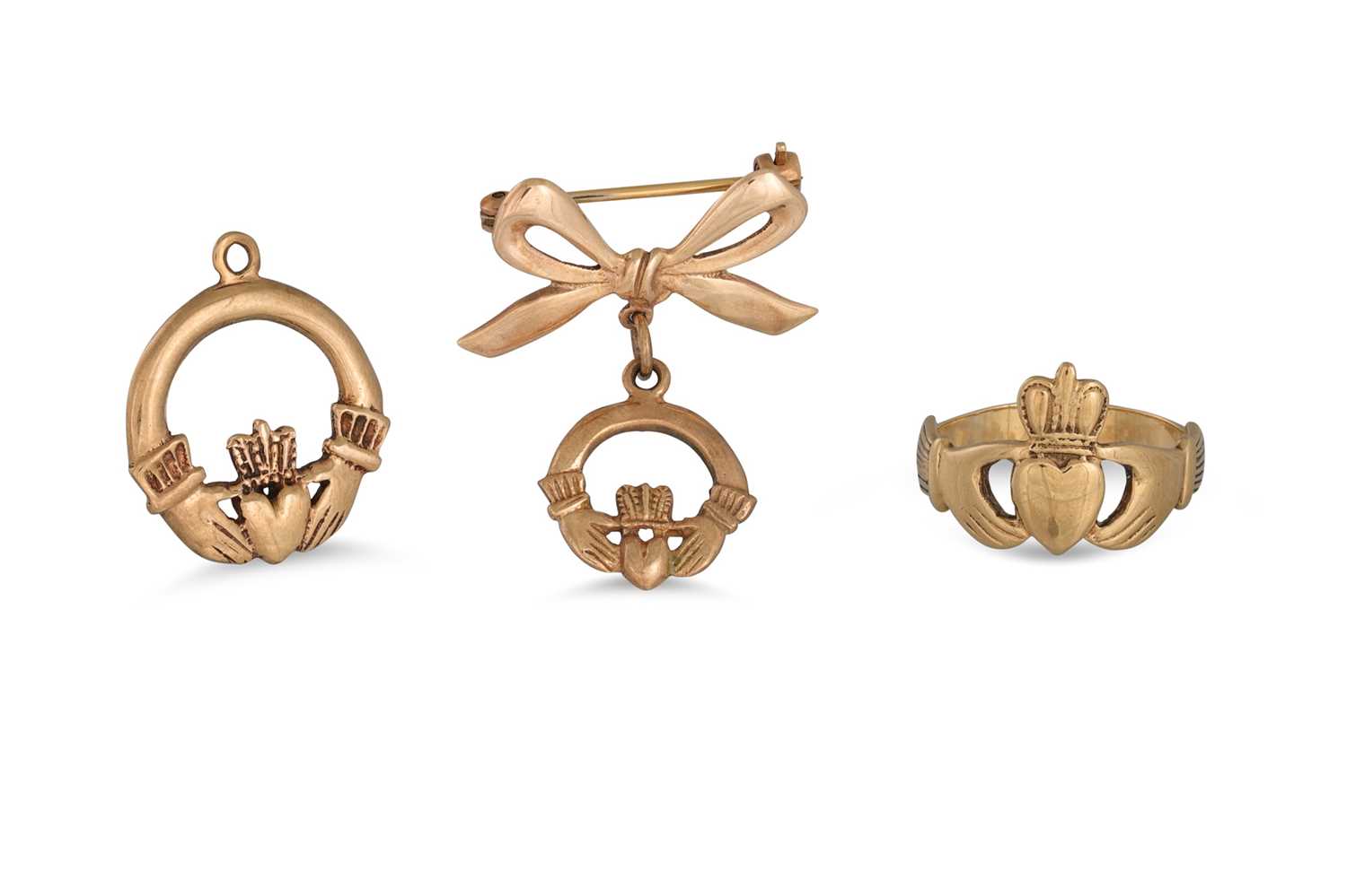 Lot 12 - THE CLADDAGH COLLECTION, comprising ring,...