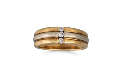 Lot 387 - A DIAMOND RING, the three brilliant cut...