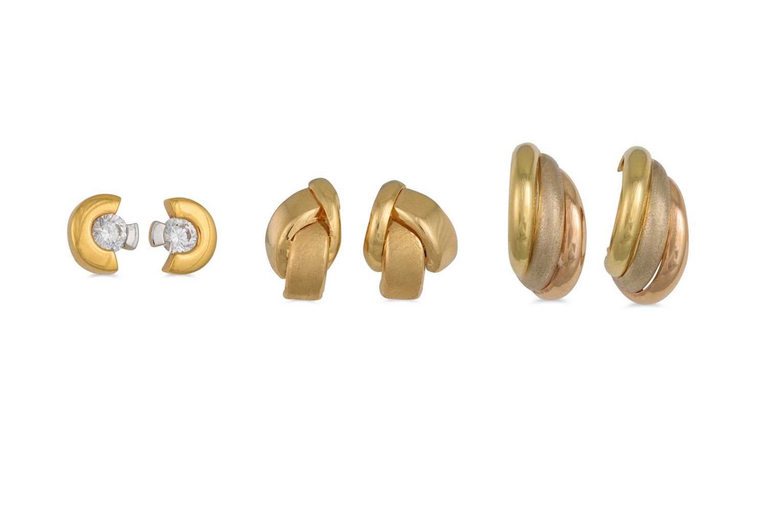 Lot 97 - THREE PAIRS OF 18CT GOLD EARRINGS, 6 g.