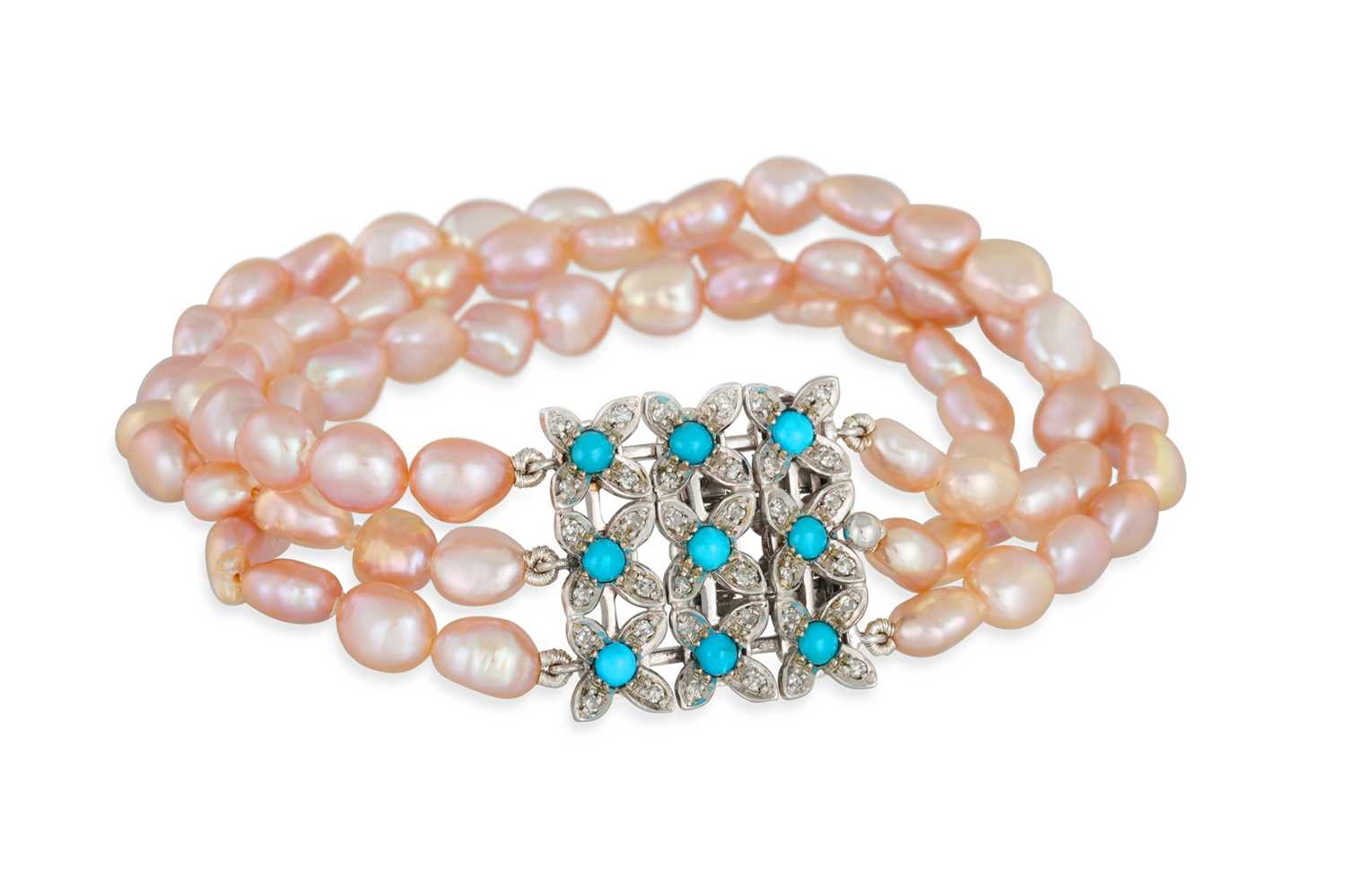 Lot 135 - A THREE STRAND RIVER PEARL BRACELET, with pink...