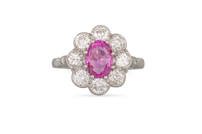 Lot 261 - A PINK SAPPHIRE AND DIAMOND CLUSTER RING, the...