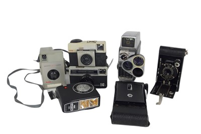 Lot 580 - A COLLECTION OF 7 CAMERAS, including a Bell &...