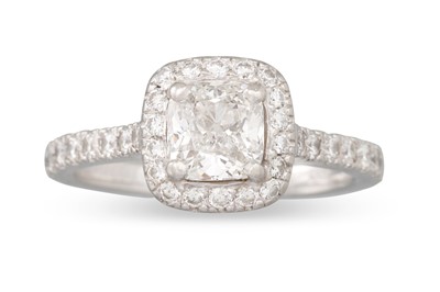 Lot 209 - A DIAMOND SOLITAIRE RING, the brilliant cut...