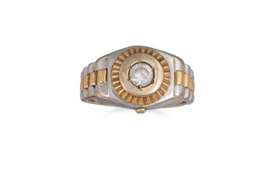 Lot 6 - A TWO COLOUR RING, 'Rolex' style, in 14ct gold,...