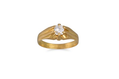 Lot 148 - A GENT'S DIAMOND SET DRESS RING, mounted in...
