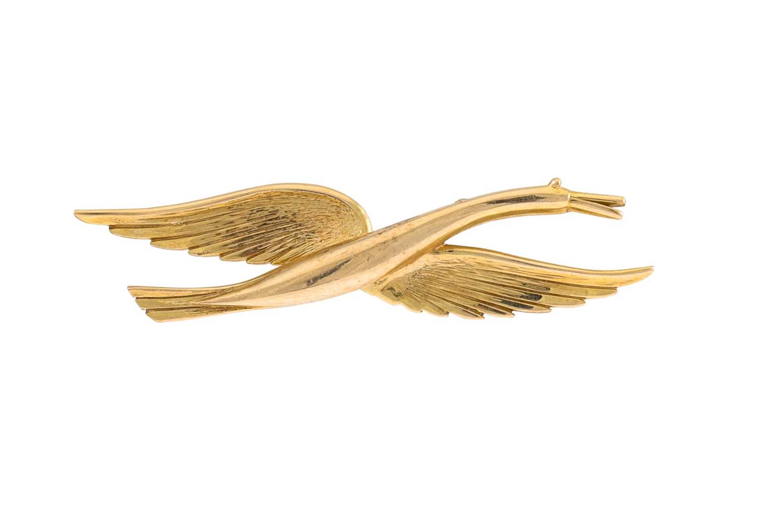 Lot 329 - A 9CT GOLD BROOCH, modelled as a swan in...