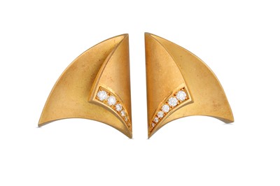 Lot 15 - A PAIR OF CONTEMPORARY 18CT BRUSHED GOLD...