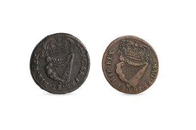 Lot 437 - A 1686 JII & 1696 WII COPPER HALFPENNY IRISH...