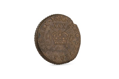 Lot 378 - 1690 JAMES II IRISH GUNMONEY HALFCROWN, 1 x...