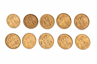 Lot 457 - TEN HALF GOLD SOVEREIGNS, English coins...