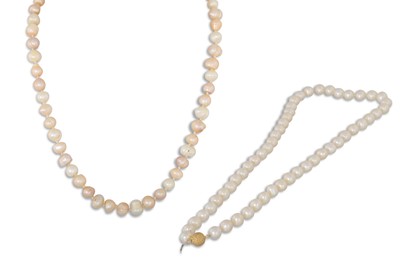 Lot 63 - A CULTURED PEARL NECKLACE, with a 14ct gold...