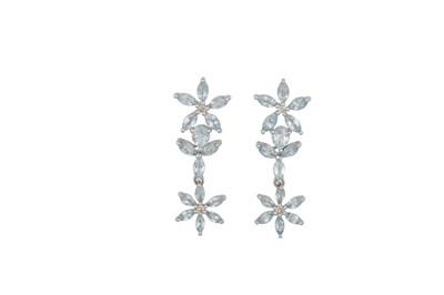 Lot 110 - A PAIR OF AQUAMARINE AND DIAMOND CLUSTER DROP...