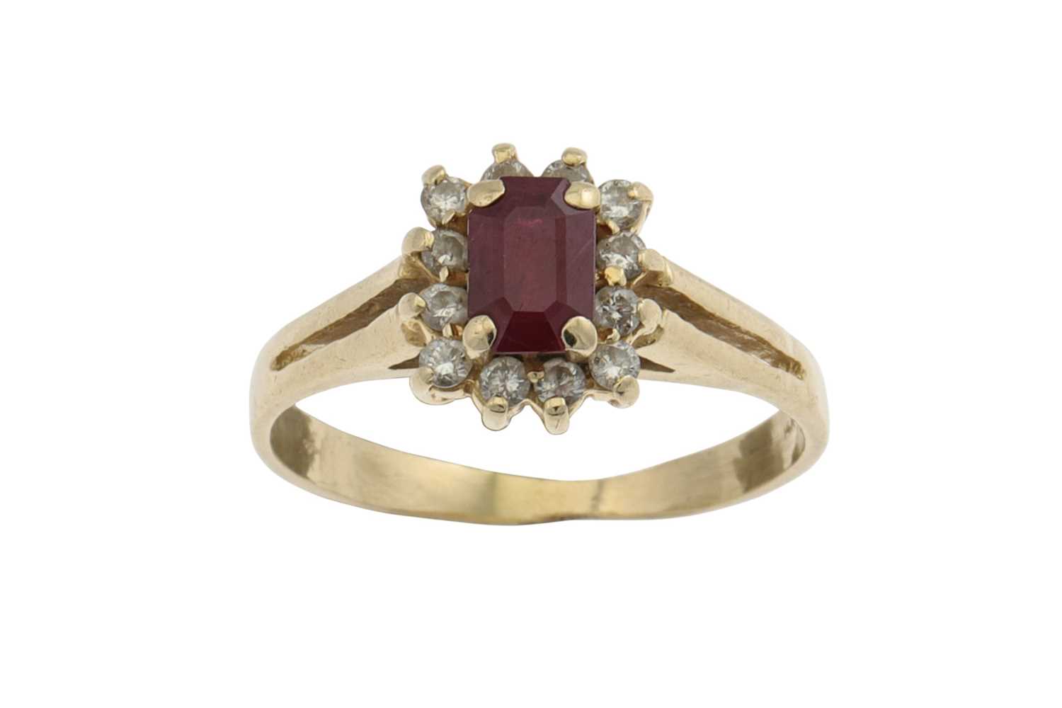 Lot 36 - A RUBY AND DIAMOND DRESS RING, mounted in 14ct...