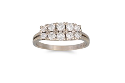 Lot 121 - A TWO ROWED DIAMOND RING, set with brilliant...