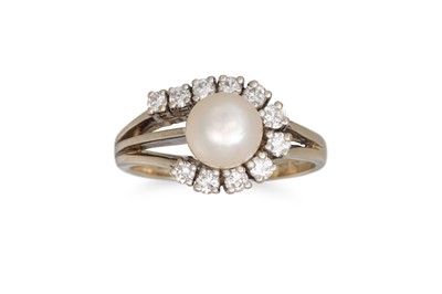 Lot 300 - A PEARL AND DIAMOND RING, the central pearl to...