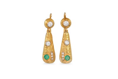 Lot 340 - A PAIR OF EMERALD AND DIAMOND DROP EARRINGS,...