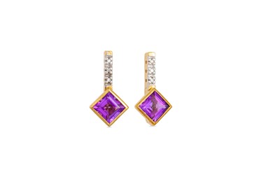 Lot 119 - A PAIR OF DIAMOND AND AMETHYST EARRINGS, the...