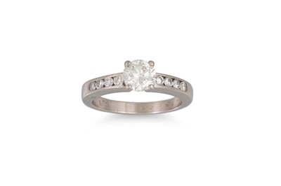 Lot 159 - A DIAMOND SOLITAIRE RING, the brilliant cut...