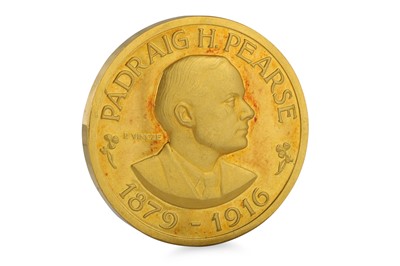 Lot 426 - A 22CT GOLD PADRAIG PEARSE 2 OZ GOLD MEDALLION,...