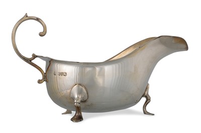 Lot 508 - A GEORGE V SILVER HELMUT SHAPED SAUCE BOAT,...