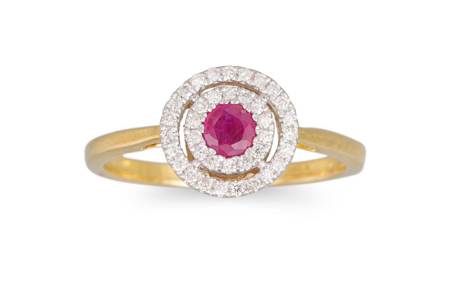 Lot 34 - A DIAMOND AND RUBY CLUSTER RING, the circular...