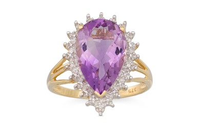 Lot 68 - A DIAMOND AND AMETHYST CLUSTER RING, the pear...