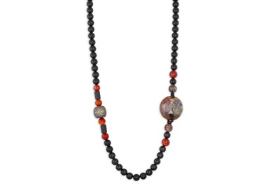 Lot 78 - A BEADED NECKLACE